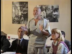 FRANCE: EINHORN EXTRADITION PRESS CONFERENCE Instructional Video