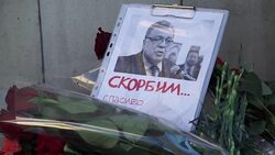 CLEAN : Russians pay tribute to Turkey ambassador News Clip