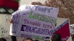 VOICED : Profesores y estudiantes protestan en Chile News Clip