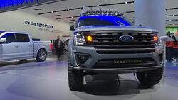CLEAN : At Detroit auto show trucks and SUVs are king News Clip