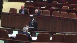 CLEAN : Israeli MPs start to read a bill to dissolve the Knesset News Clip
