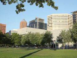 Portland Oregon riverfront park Stock Footage