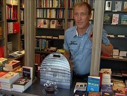 Tea bags released in the shape of politicians ahead of elex News Clip