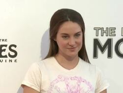 Shailene Woodley at The Book Of Mormon Los Angeles Opening Night Stock Footage