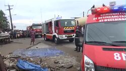 CLEAN : Cameroon  five die in Douala after a building collapses News Clip