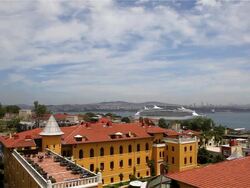 FOUR SEASONS HOTEL AND LINER Stock Footage