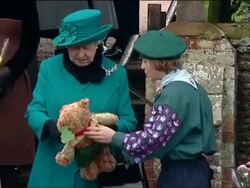 Queen receiving scout bear Christmas gift News Clip