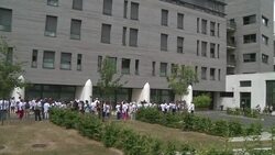 CLEAN : French doctors dodge decision on vegetative man family reax News Clip