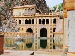 Galtaji Temple at Jaipur Stock Footage