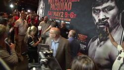 VOICED : Duelo de titanes Mayweather-Pacquiao News Clip