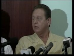 Anna Nicole Told To Leave Bahamas Home, Press Conference Preceding The 2005 MTV Awards' Show Instructional Video