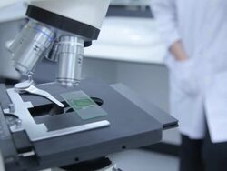 HD : Scientist discussing experiment Stock Footage