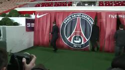CLEAN : Superstar Beckham signs for PSG News Clip