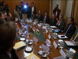 German FM holds talks with counterpart; presser Instructional Video