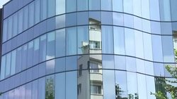 CLEAN : FILE: Merck labs French HQ searched in new hormone drug probe News Clip