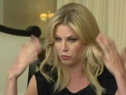 INTERVIEW - Julie Bowen on how long it takes her Stock Footage