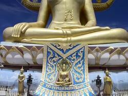 Golden big buddha Stock Footage