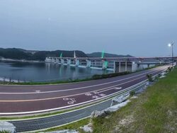 Night view of the Gangcheon-bo(a reservoir for irrigation) Stock Footage
