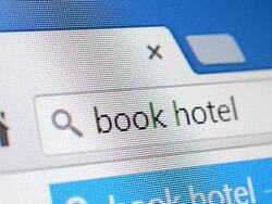 Search for online hotel booking Stock Footage