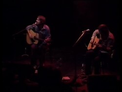 Black Crowes frontman goes acoustic News Clip