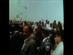 SYND 17-4-74 DEMONSTRATORS PROTESTING ABOUT INADEQUATE SECURITY IN KIRYAT SHEMONA News Clip