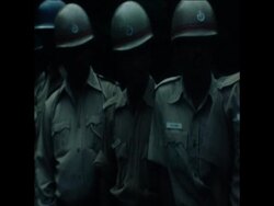 SYND 26 8 78 INDIRA GANDHI GOES TO COURT AND LEAVES Instructional Video