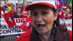 Finance - Europe - Protests against austerity measures / Police clash with demonstrators in Greece / Portugal bail out Instructional Video