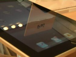 Apple launch the new ipad in the UK News Clip