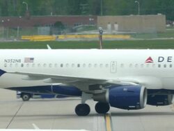 Detroit Metro Airport Ranks 12 in North America Stock Footage