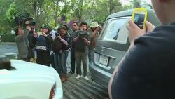 VOICED : Mexico homenajea a Chespirito News Clip