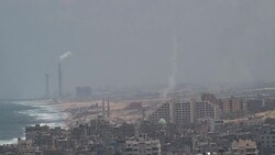 CLEAN : Gaza: Hamas launches rockets despite Israel cease fire News Clip
