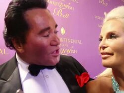 Wayne Newton at the Make a Wish Ball in Miami, 11/ Stock Footage