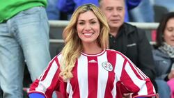 VOICED : Uruguay iguala 1-1 con Paraguay y pasa a cuartos News Clip