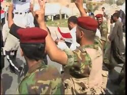 WRAP Thousands of anti-US demonstrators in Najaf, al-Sadr statement News Clip