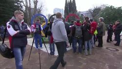 Lone protester supporting jailed environmental activist held by police News Clip