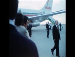 SYND 26 4 76 MOROCCAN PRIME MINISTER OSMAN ARRIVES IN BAGHDAD News Clip