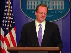 White House plays down Obama race row, analyst News Clip