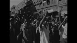 CAN955 LARGE CROWDS AT ARAB FUNERAL IN ADEN News Clip