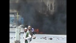 4:3 Troops fire on protesters in Taiz, wounding two News Clip
