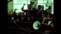 CUTS 25 5 83 IRAQI PRISONERS OF WAR CHANGE SIDES AND TAKE PART IN PROTEST AGAINST IRAQ IN TEHRAN News Clip