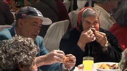 Homeless Greeks get free Easter meal at shelter Instructional Video