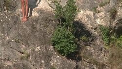 CLEAN : Offbeat Bosnia adrenaline junkies take News Clip