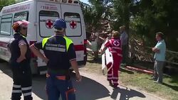 CLEAN : Italian fighters struggle to rescue earthquake victims 3 News Clip