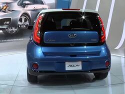 2015 Kia Soul EV montage Stock Footage