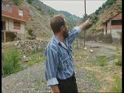 YUGOSLAVIA: KOSOVO: KACANIK: TROOPS GUARD MASSACRE SITE News Clip