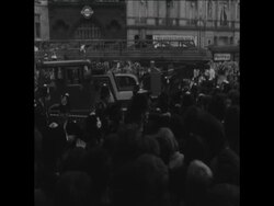 SYND 17 7 68 BEATLES AT YELLOW SUBMARINE PREMIERE AT LONDON PAVILION News Clip