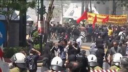 Riot police clash with marchers on anti-austerity protest, injured News Clip