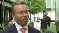 Technology transforms a London shopping street News Clip