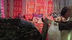 Exotic arts and crafts go on show at business fair News Clip