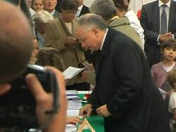 CLEAN: Poland votes for new president after crash tragedy News Clip